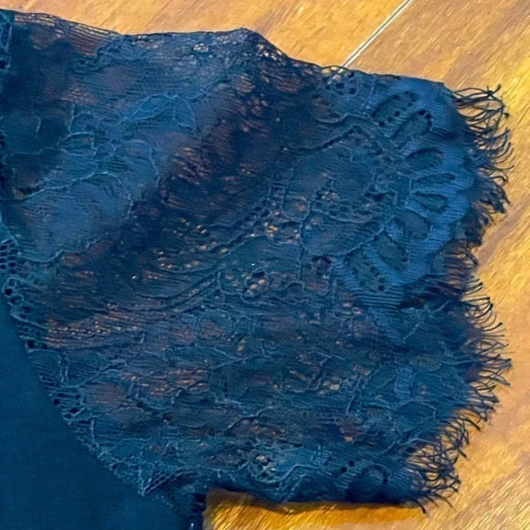 PrettyLittleThing Black Top with Lace Arms - Picture 3 of 5